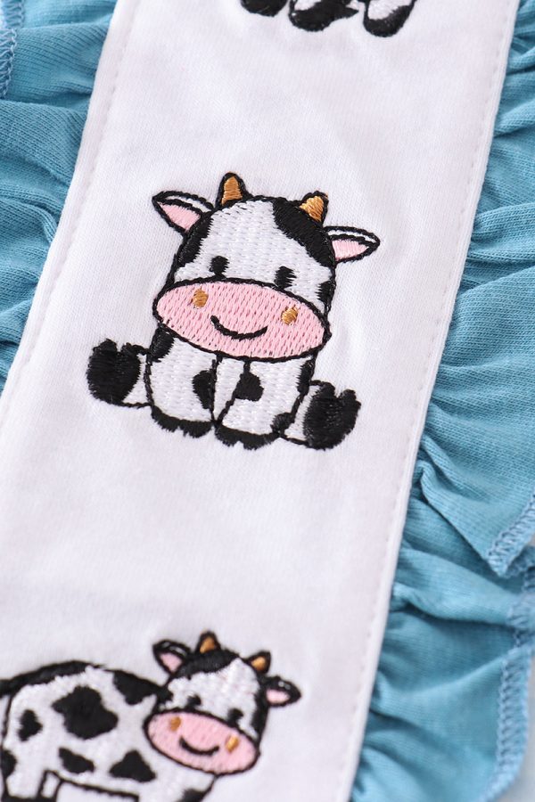 Blue gingham cow embroidery girl pajamas set Cheap